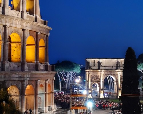 The Via Crucis in Rome: How to Attend the Easter Tradition at the Colosseum